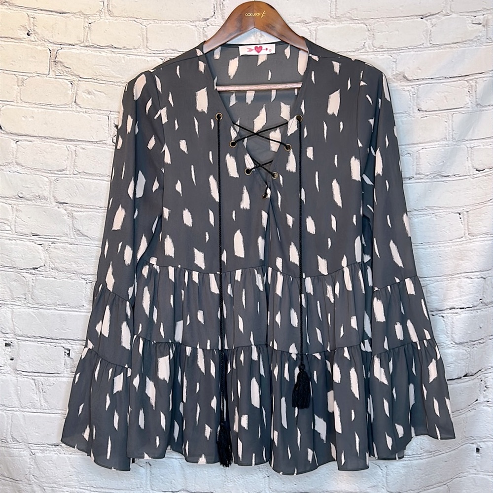 Buddy Love Grey Cream Bell Sleeve Tassel Blouse Size Large